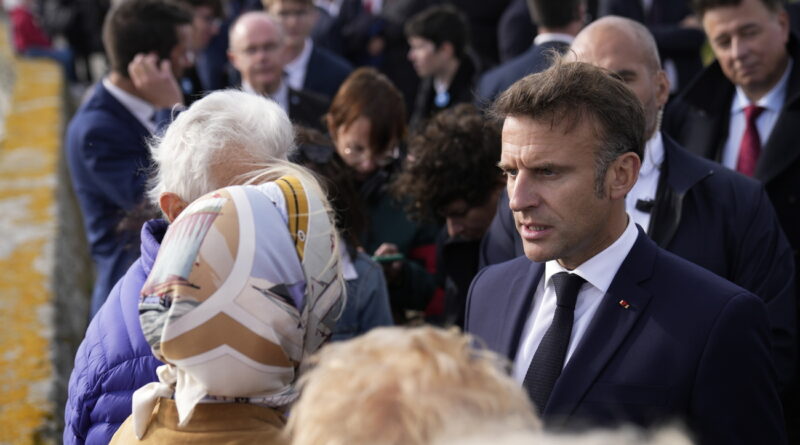 Pourquoi Emmanuel Macron n’a pas osé s’aventurer sur le terrain démocratique