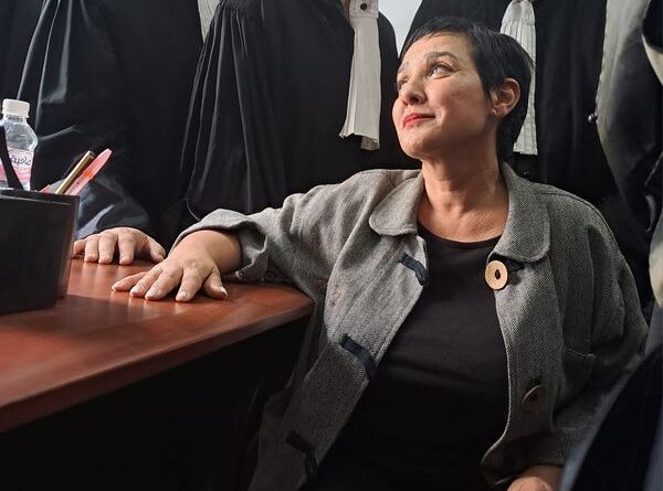 Amnesty International dénonce le verdict prononcé contre Sonia Dahmani et appelle à sa libération - Actualités Tunisie Focus
