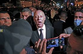 Kais Saïed dénonce un "complot" mais n'apporte pas de solutions - Actualités Tunisie Focus