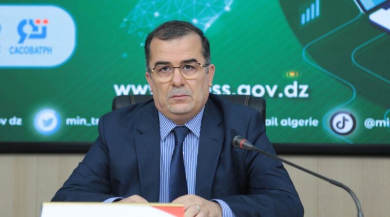 Le ministre présente les initiatives pour améliorer les conditions de vie des Algériens