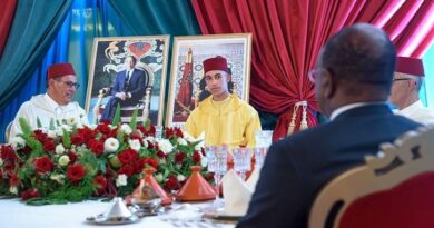 SAR le Prince Héritier Moulay El Hassan préside un déjeuner offert par le Chef du gouvernement à l’occasion de la glorieuse Fête du Trône