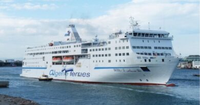 Algérie Ferries : bloqué depuis 48 heures, le Tassili 2 quitte le port de Marseille sans passagers