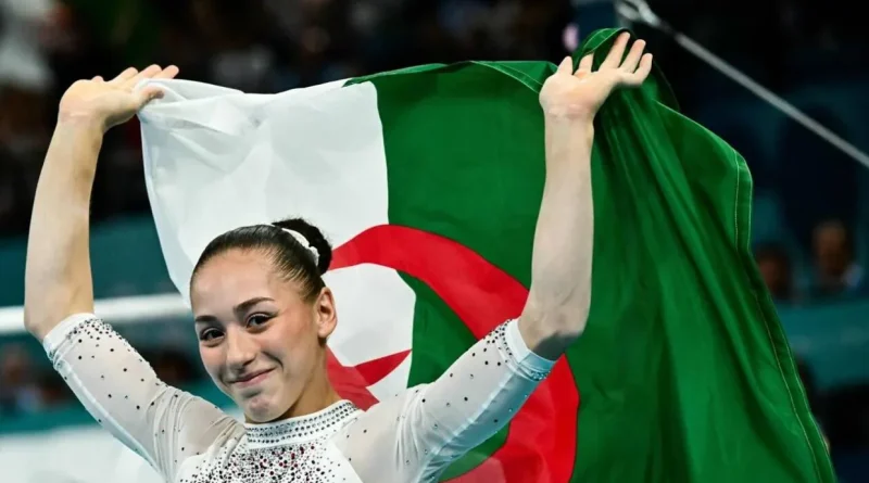 "Je ne retournerai pas pour la France, ma place est avec l'Algérie", Kaylia Nemour