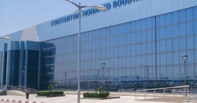 Aéroport de Constantine : cinq lingots d'or et plus de 46 000 euros saisis sur une sexagénaire