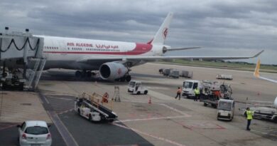 Air Algérie : le train d'atterrissage d'un avion éclate au décollage à l'aéroport d'Abidjan