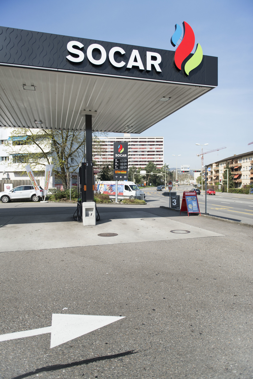 Une station-service Socar: que fait l'Azarbeidjan avec les devises provenant de Suisse?