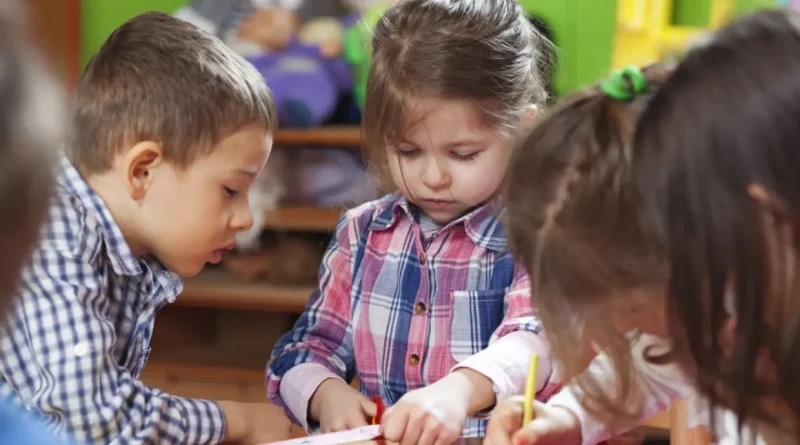 Inscriptions préscolaire 2024 : quand et comment inscrire votre enfant sur la plateforme Awlya ?