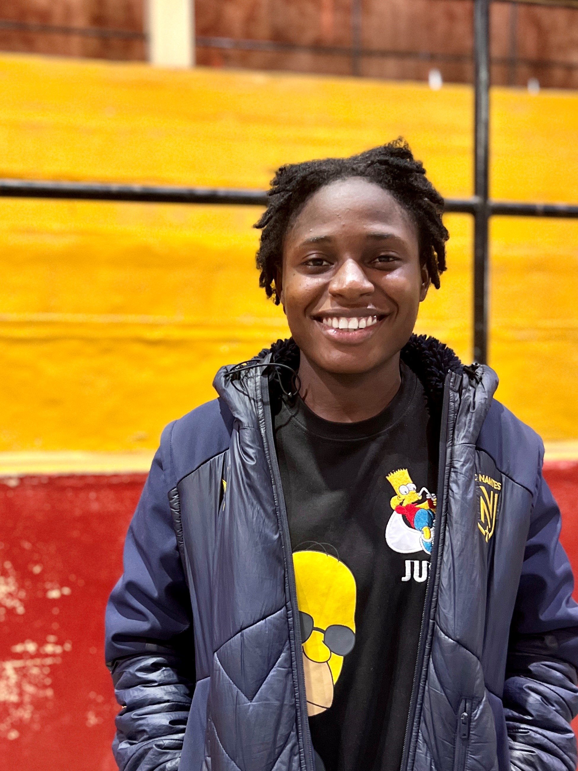 Alexandra Nke Mbitounou, dite Fortune, est l'une des joueuses du club de première ligue Éclait football filles de Sa'a.