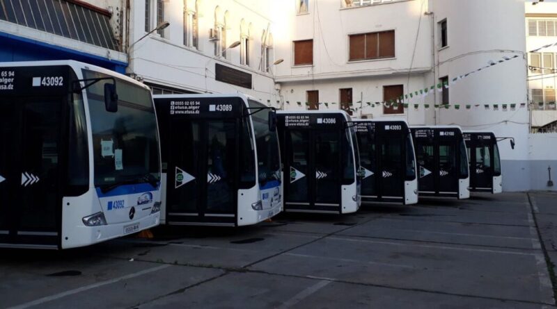 Le ministre des Transports annonce le renouvellement de la flotte nationale de bus