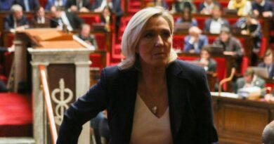 Budget 2025 : Le Pen donne à Barnier « jusqu’à lundi » pour répondre aux « lignes rouges » du RN