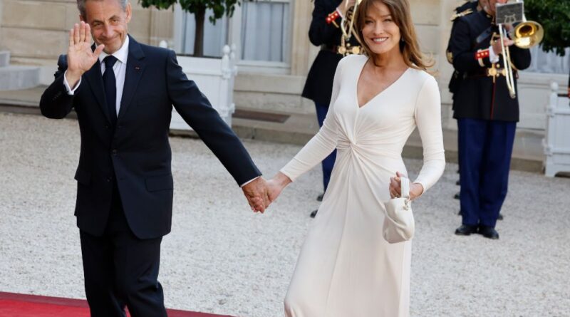 Carla Bruni fête ses 17 ans d’amour avec Nicolas Sarkozy… La demi-sœur de Meghan Markle fait une grosse bourde…