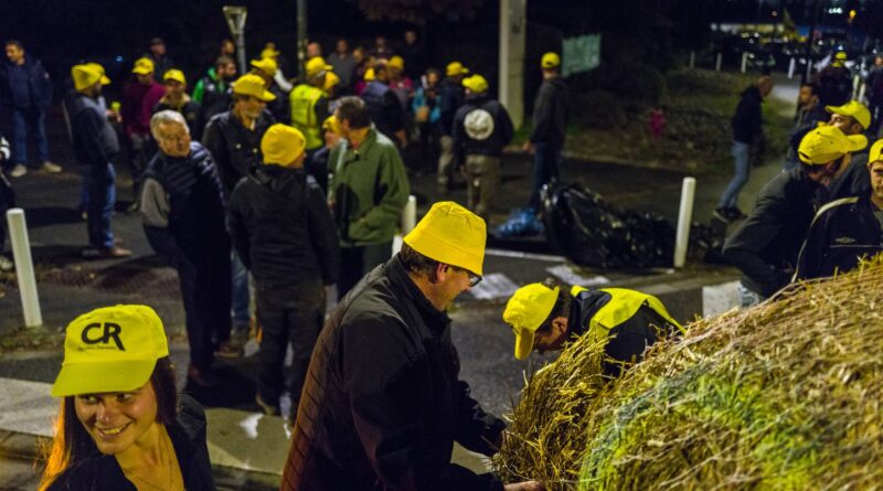 Crise agricole en Lot-et-Garonne : La Coordination rurale remet les bonnets jaunes pour cibler les administrations