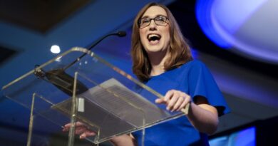 Election américaine 2024 : Sarah McBride première personne ouvertement transgenre élue au Congrès