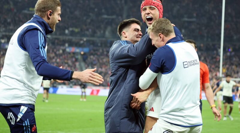 EN DIRECT France - Argentine : Les Bleus invincibles lors de cette tournée automnale... Il faudra sortir les mouffles... Suivez le match avec nous...