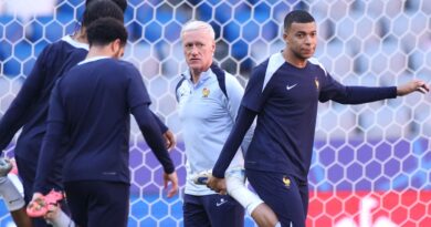 Equipe de France : Deschamps évoque « l’état psychologique fragile » de Mbappé