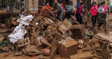 Inondations en Espagne : Alors que le royaume pleure ses 223 morts, l’alerte rouge revient en Andalousie et en Catalogne