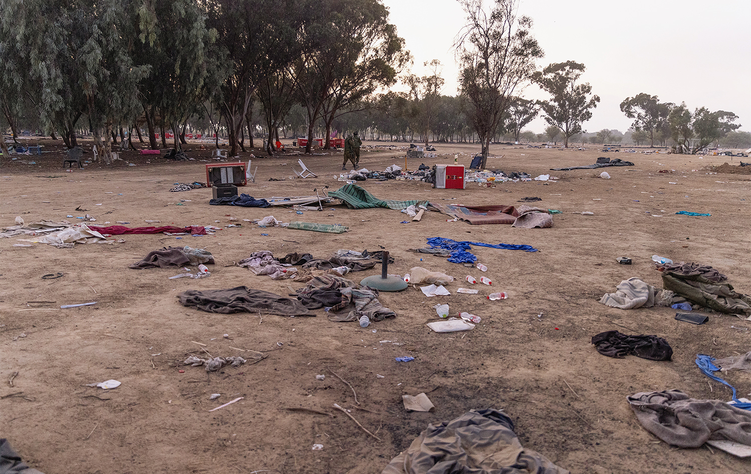 Sur le terrain saccagé de la rave Supernova, brutalement attaquéepar les commandos du Hamas le 7 octobre 2023. Le documentaire sur l'attaque est le seul film du festival terminé après le début de la guerre actuelle.