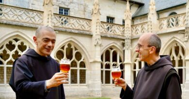 La seule abbaye qui brasse encore sa propre bière en France a besoin de votre aide