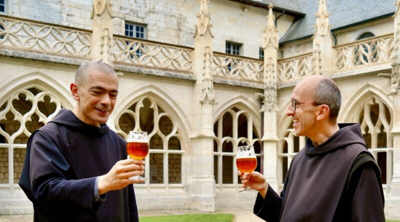 La seule abbaye qui brasse encore sa propre bière en France a besoin de votre aide