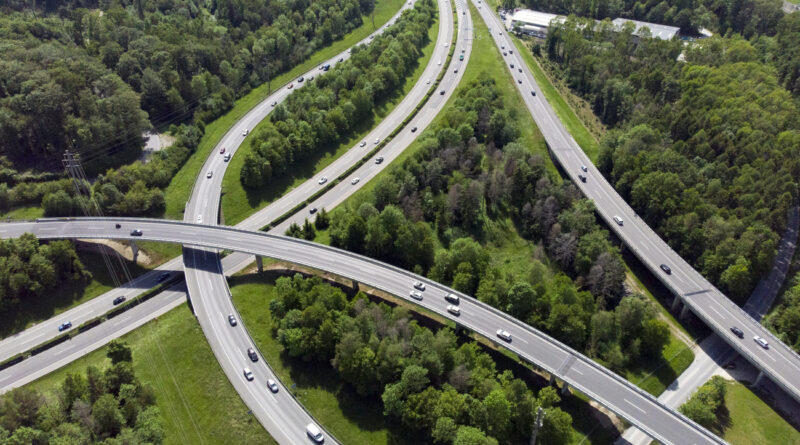 L’élargissement des autoroutes prend la direction du non