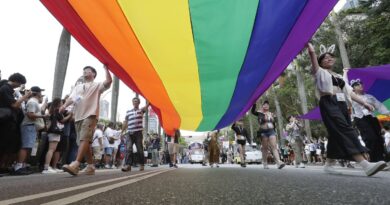 Malaisie : C’est quoi cette histoire de montres LGBT confisquées par les autorités ?