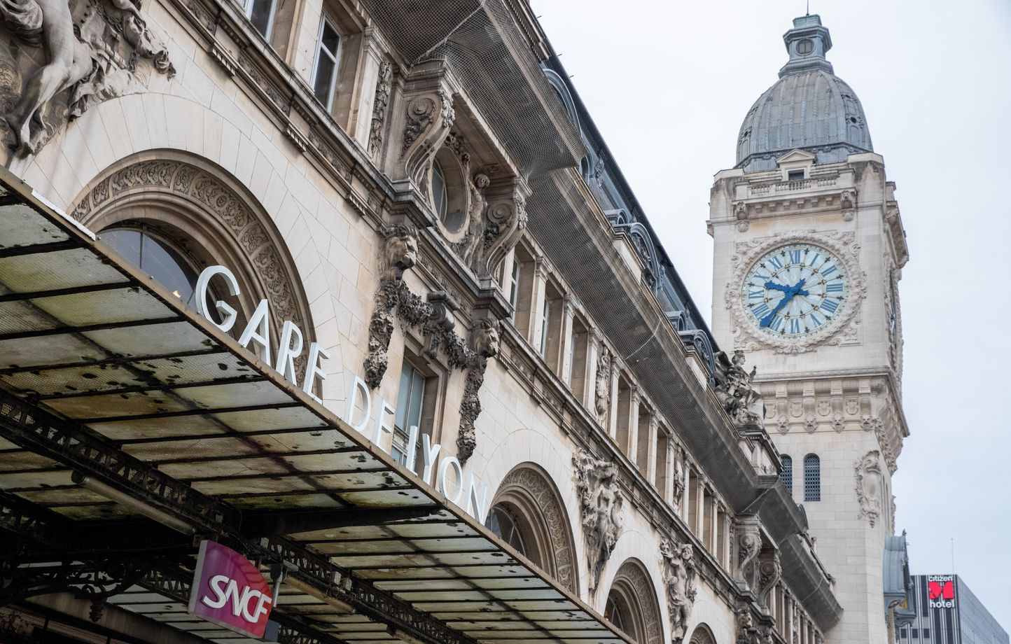 Les perturbations concernant la SNCF et la RATP sont nombreuses du lundi 25 novembre au vendredi 29 novembre (illustration)