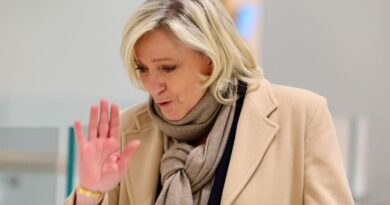 Procès des assistants du RN : L’ultime défense de Marine Le Pen face à une « demande d’élimination politique »