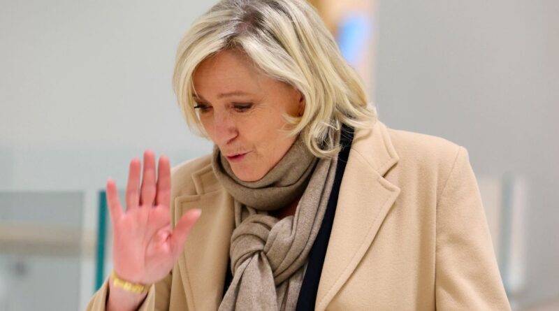 Procès des assistants du RN : L’ultime défense de Marine Le Pen face à une « demande d’élimination politique »