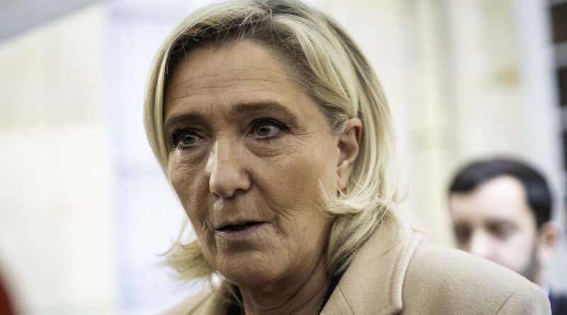 Procès du RN : Place à l’avocat de Marine Le Pen pour lui éviter « la mort politique »