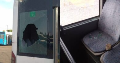 Vandalisme dans les transports publics : l’ETUSA dénonce les attaques contre les bus