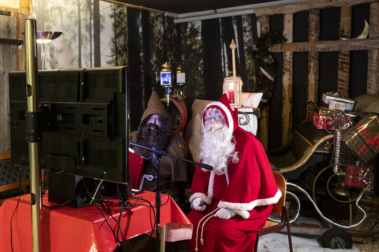 Schmutzli et Saint-Nicolas durant le Covid, à Zurich.