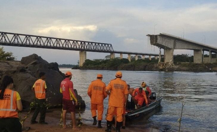 Brésil : L’effondrement d’un pont fait quatre morts avec un risque de pollution à l’acide sulfurique