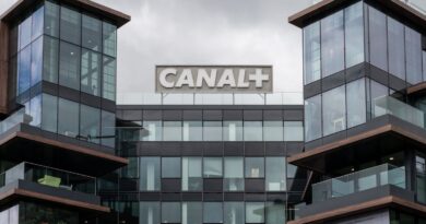 C8 écartée de la TNT : Canal+ se venge de l’Arcom en retirant ses quatre chaînes payantes