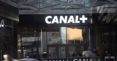 C8 écartée de la TNT : L’intersyndicale prévoit la suppression de 250 de postes chez Canal+