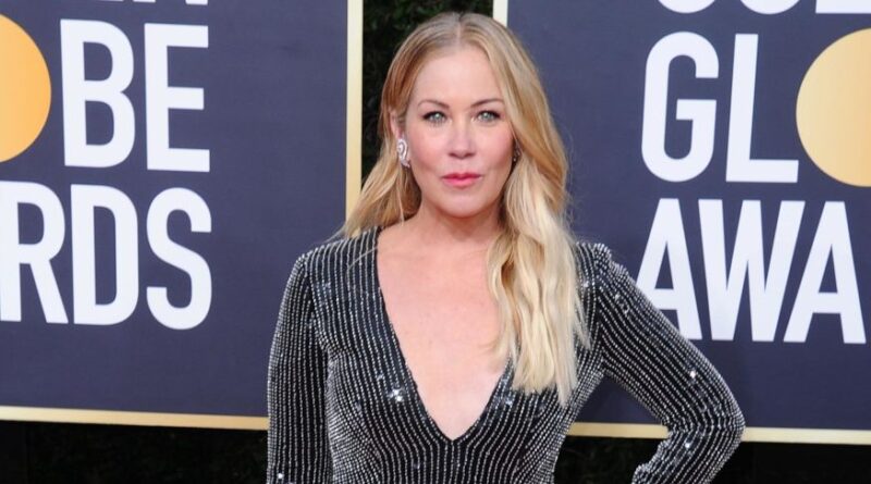 Christina Applegate dévoile comment se sont manifestés les premiers symptômes de sa sclérose en plaques