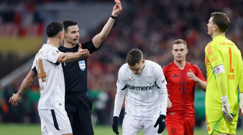 Coupe d’Allemagne : Was ? Manuel Neuer voit rouge pour la première fois en 866 matchs chez les pros