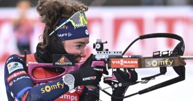 EN DIRECT Biathlon : Les Bleues ont un statut de leader à récupérer… Suivez le relais féminin à 17h20