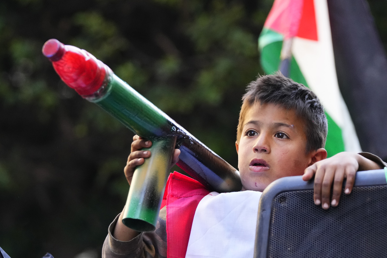 Scène en marge d'une manifestation du Hezbollah à Beyrouth, mars 2024.