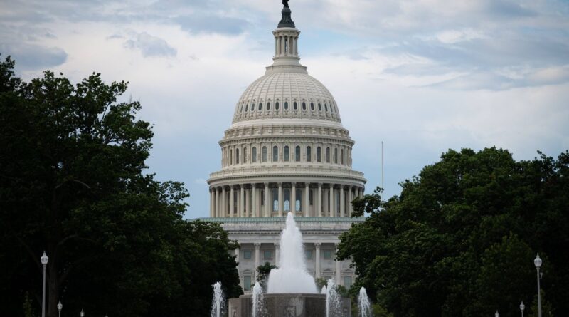 Etats-Unis : Après l’adoption d’un texte par les représentants, le spectre d’un « shutdown » s’éloigne