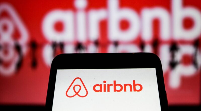 Etats-Unis : il saccage un Airbnb et facture le propriétaire pour « services de relooking »