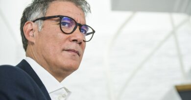 Faure appelle Mélenchon à « l’humilité » sur l’éventuelle candidature commune en cas de présidentielle anticipée