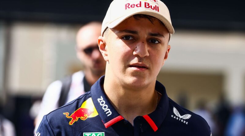 Formule 1 : Qui est Isack Hadjar, le « Petit Prost » qui rejoint Gasly et Ocon dans le grand bain ?