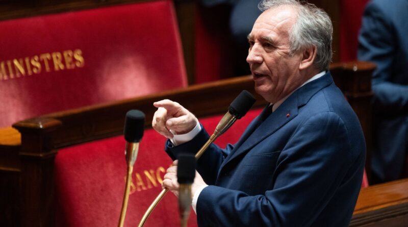 Gouvernement : En quête d’une improbable coalition, François Bayrou invite les partis à Matignon (pas le RN ni LFI)