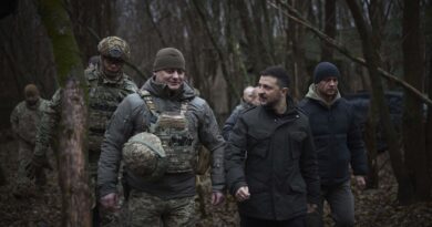 Guerre en Ukraine : Volodymyr Zelensky dénonce ceux qui ne voient pas « l’escalade » en cours