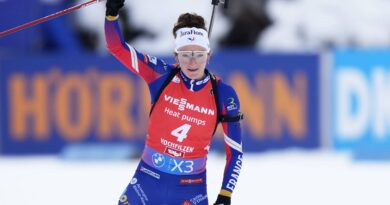 Hochfilzen : Lou Jeanmonnot écrase la concurrence et se rapproche au classement général