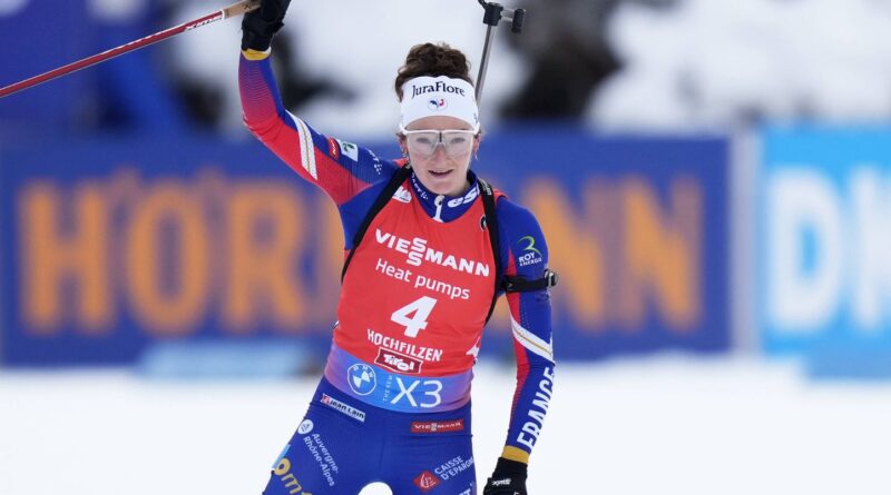 Hochfilzen : Lou Jeanmonnot écrase la concurrence et se rapproche au classement général