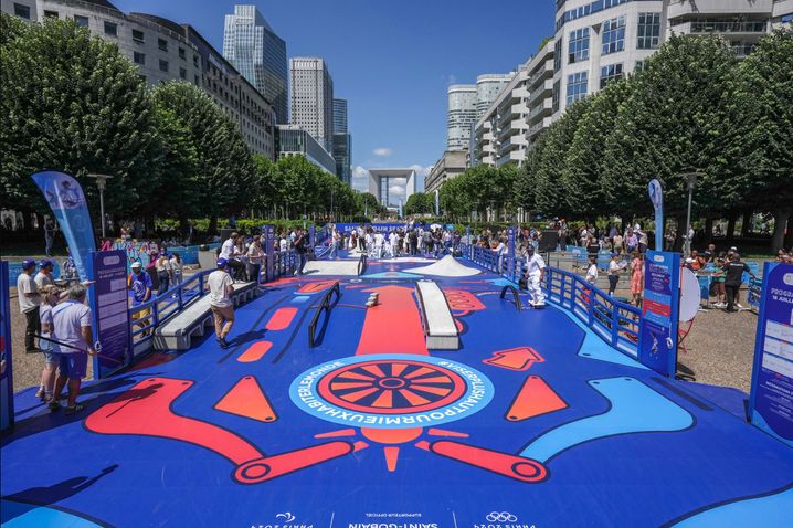 Le Saint Gobain Skate Game de la Défense.