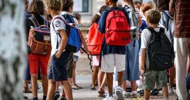 « Le premier qui bouge est gay »… C’est quoi ce défi homophobe auquel jouent les collégiens ?