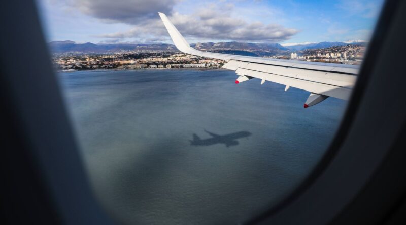 L’équipage et les passagers tombent malades, un avion se pose en urgence à Venise