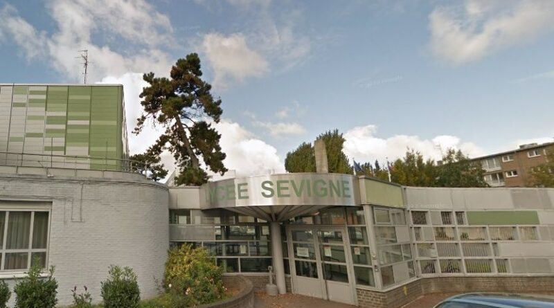 Lille : L’élève voilée qui a frappé une enseignante à Tourcoing jugée ce mercredi